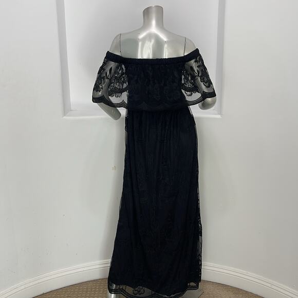 PinkBlush Off Shoulder Lace Overlay Maxi Black Dress Size S - Picture 3 of 16